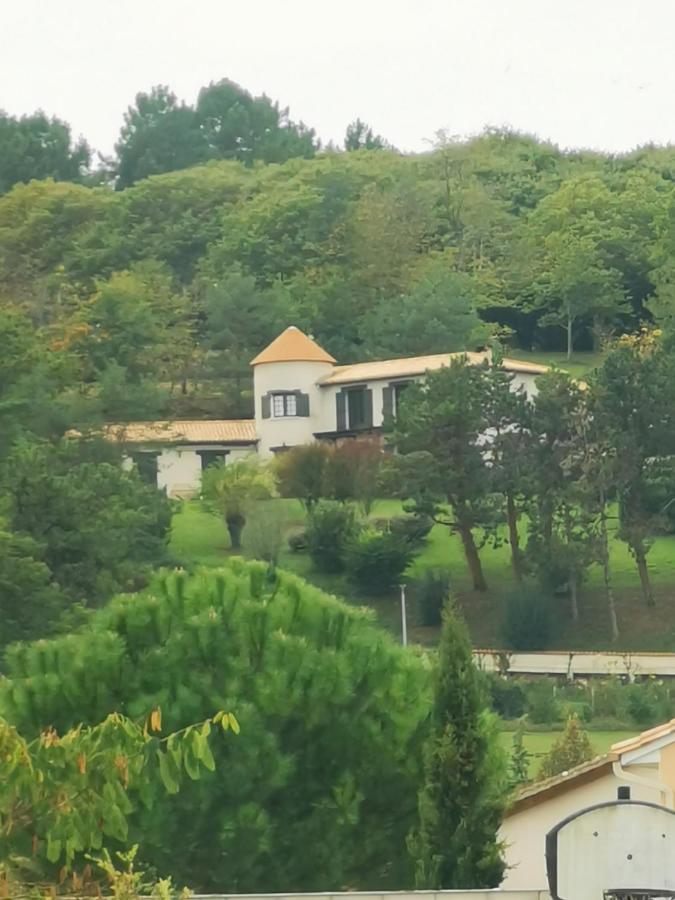 Appartements Vallee Verte Razac-sur-lʼIsle المظهر الخارجي الصورة