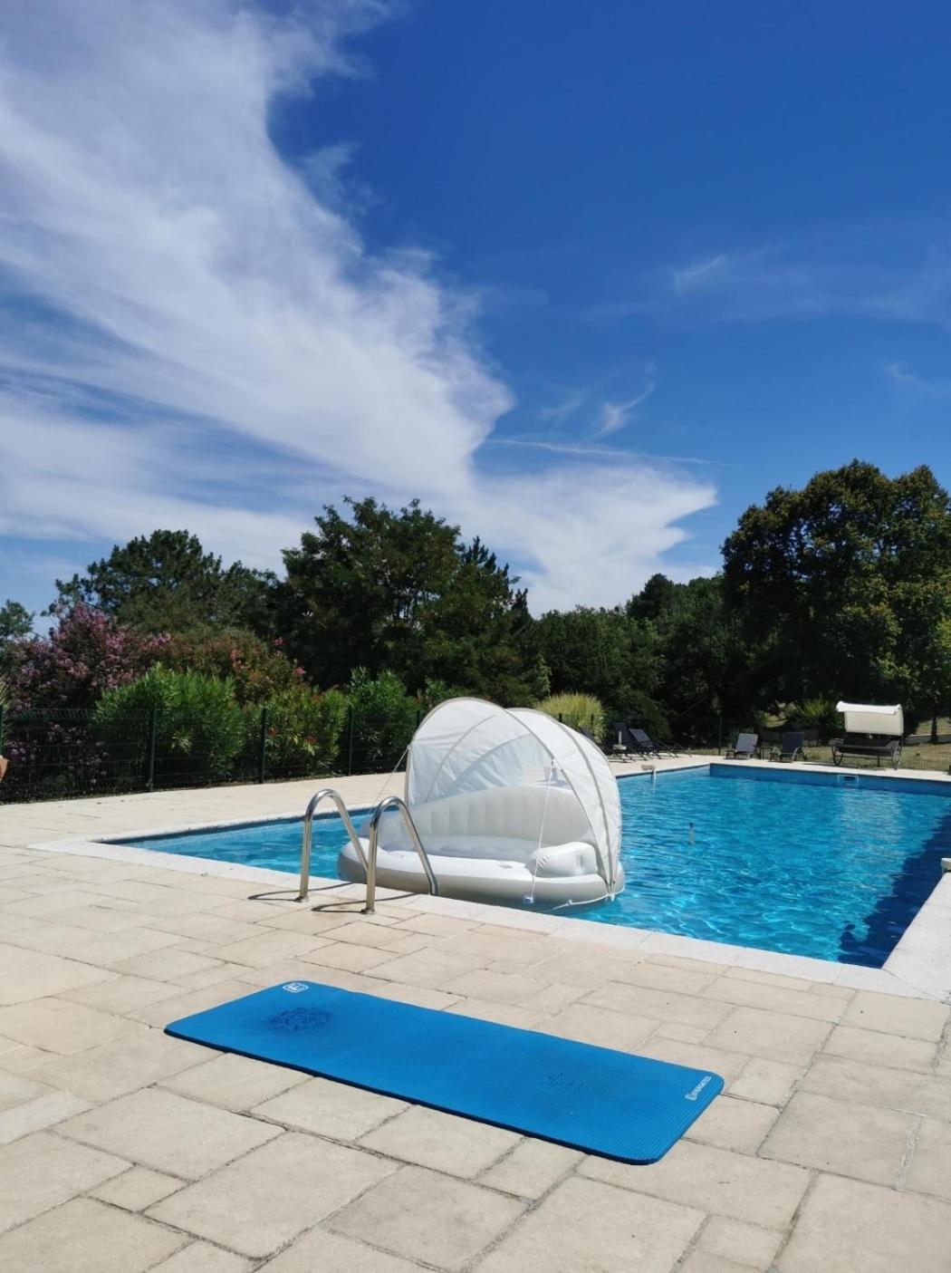 Appartements Vallee Verte Razac-sur-lʼIsle المظهر الخارجي الصورة