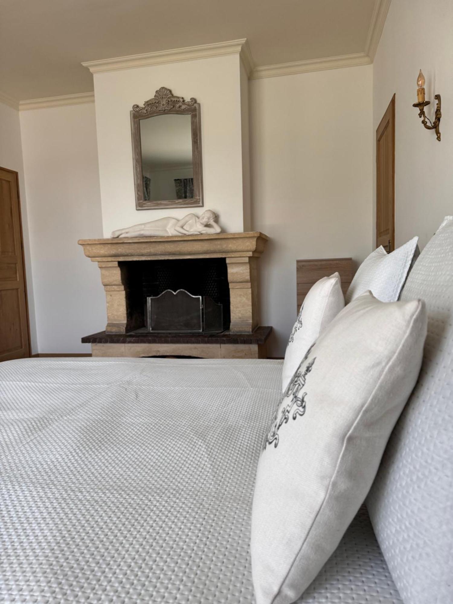 Appartements Vallee Verte Razac-sur-lʼIsle المظهر الخارجي الصورة